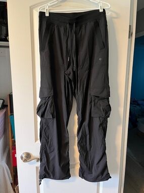lululemon athletica Black Cargo Pants with Multiple Pockets